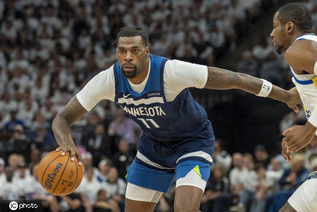 纳兹-里德姐姐遭枪击身亡 嫌疑人为其男友